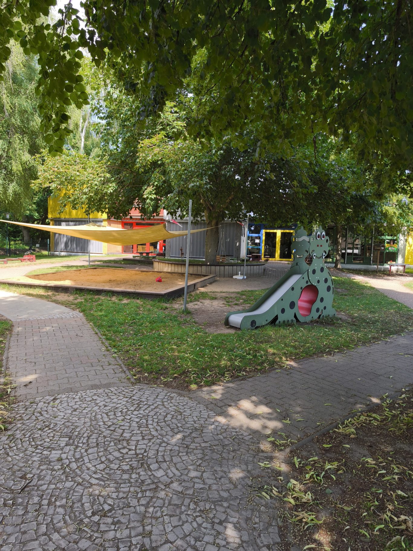 großer Spielplatz